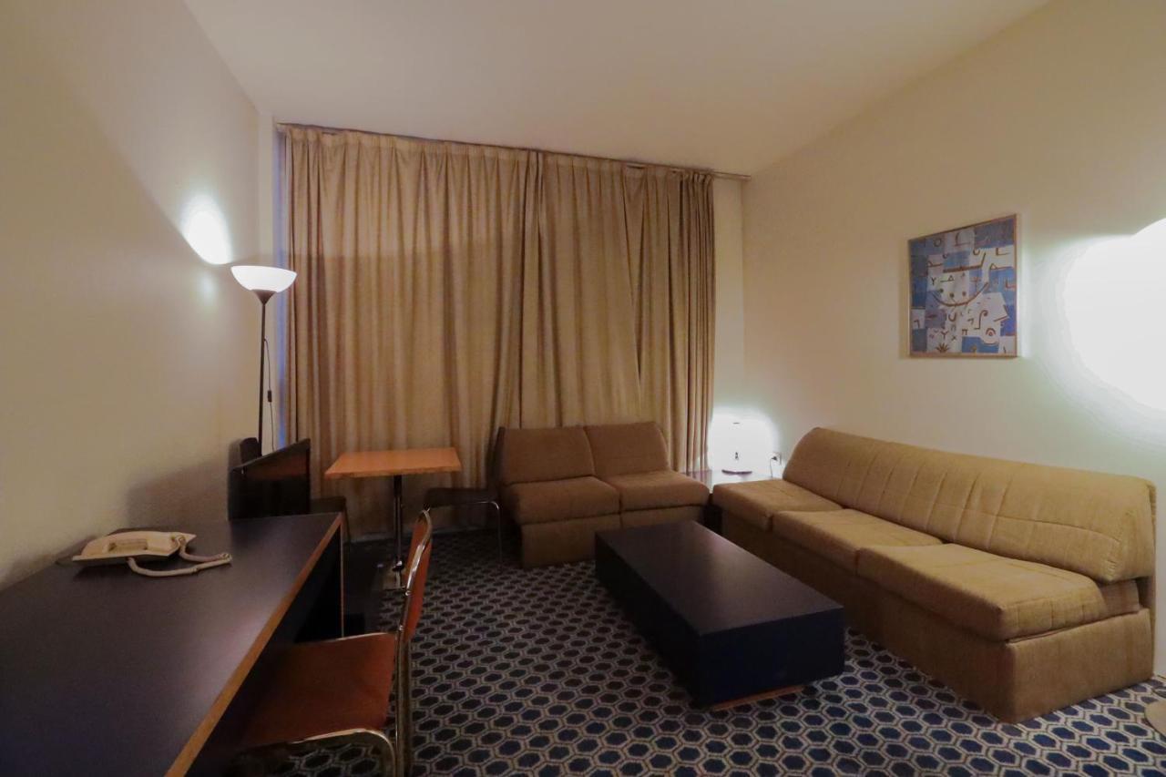 Mena Al Diyar 114 Hotel Ar Riyad Esterno foto